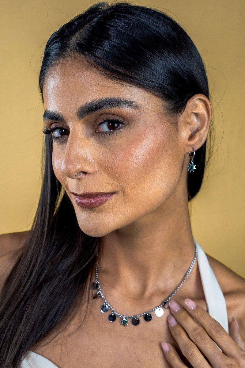 Colar Grume Medalhas Lisa + Solitário