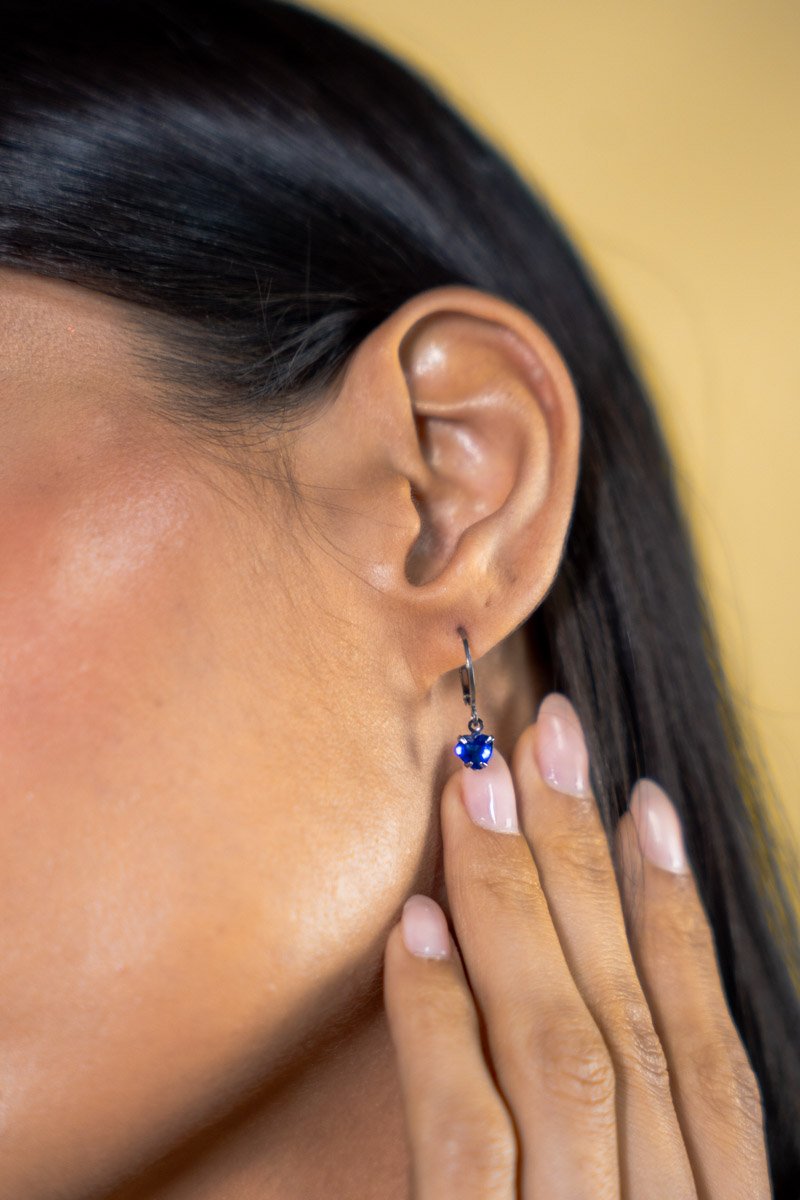 Brinco Inox Tranqueta + Coração Pedra